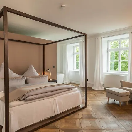 Apartment Schloss Kirchberg - Am Park